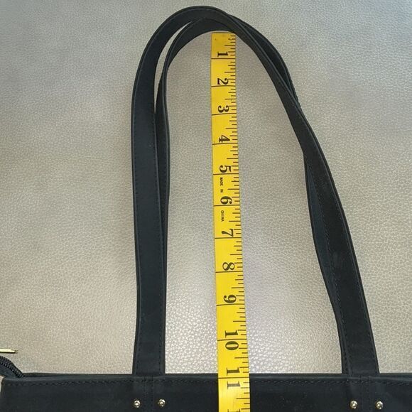 ST. JOHN Black Quilted Shoulder Bag - Picture 13 of 14